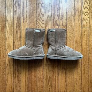 Bearpaw Brown Suede Boots kids size 1